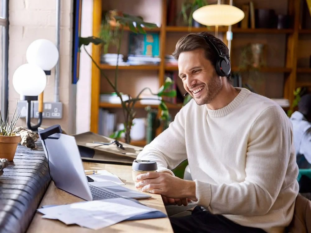 Smart Connectivity for Efficient Collaboration