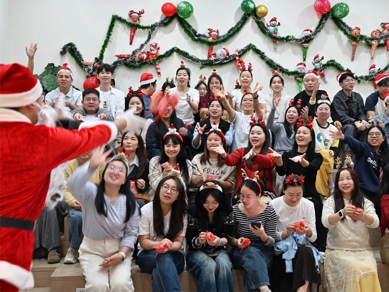 Celebrating Christmas Eve at Glory Star